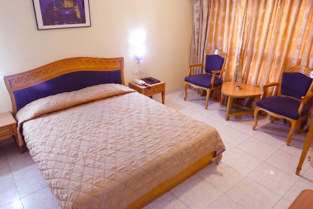 The Ambassador Hotel Pune Zimmer foto