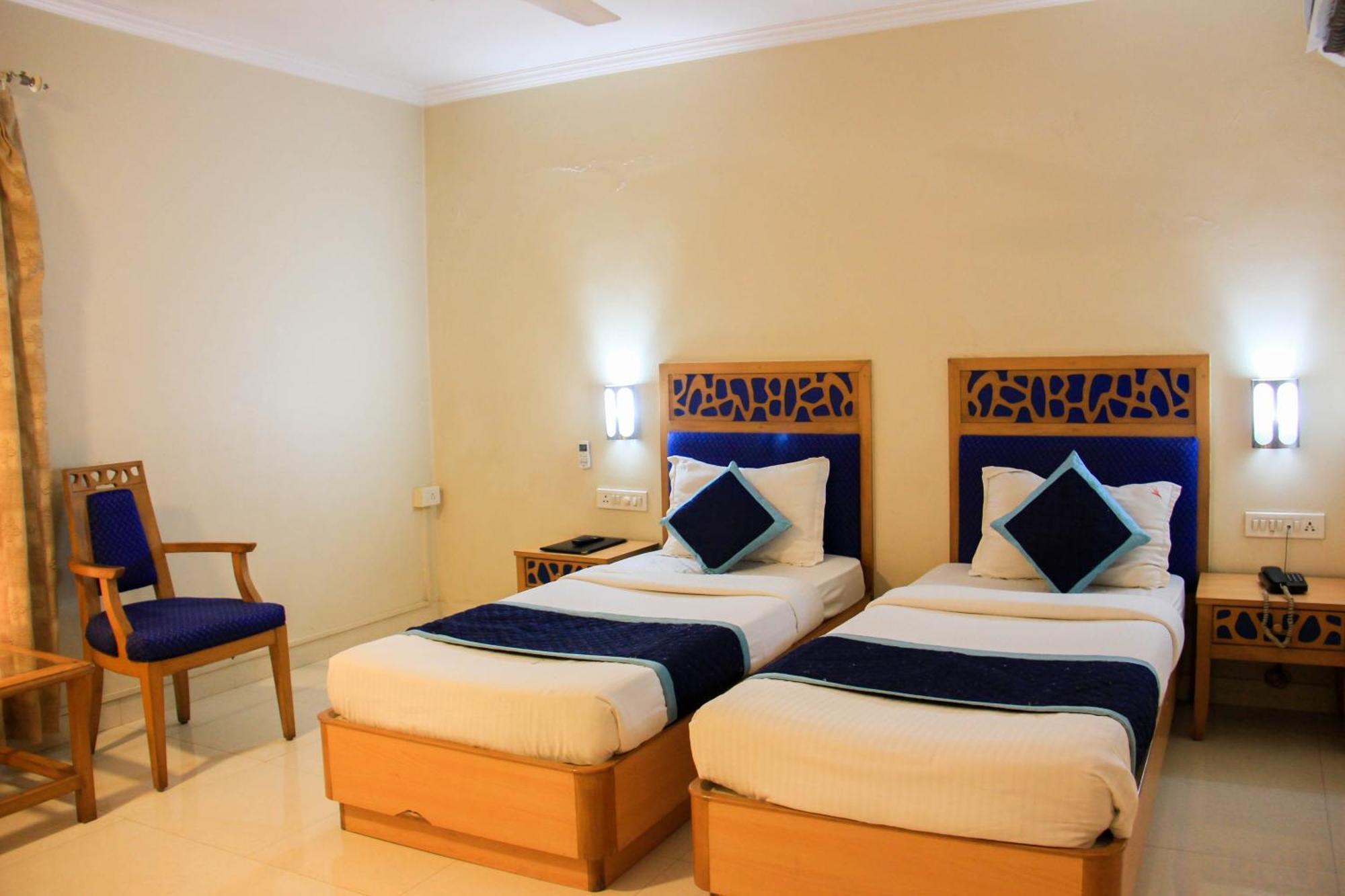 The Ambassador Hotel Pune Exterior foto